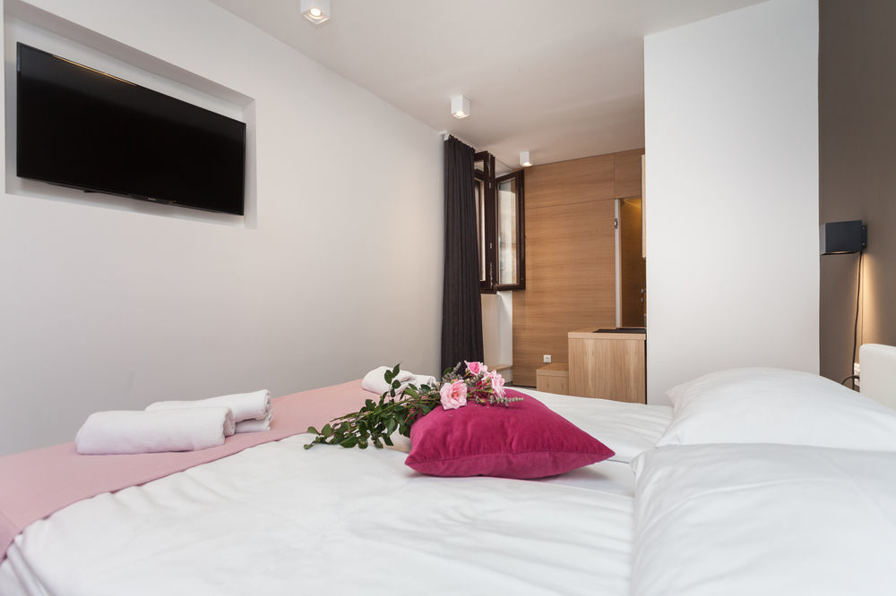 Villa Castrum Rovinj Exterior photo